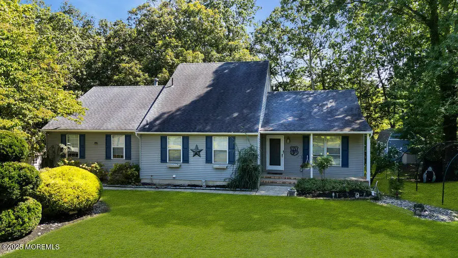 7 Corinne Court, Jackson, NJ 08527 - Image #3