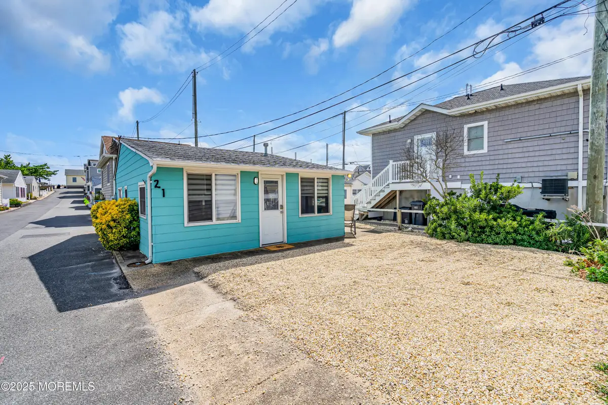 21 Dune Way, Lavallette, NJ 08735 - #1