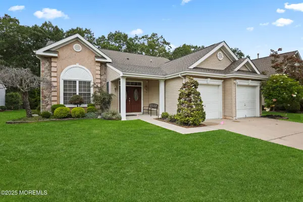 22 Baltusrol Drive, Jackson, NJ 08527