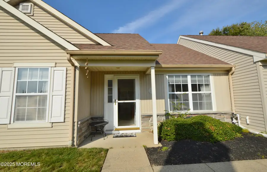 2602 Meadow Lake Drive, Toms River, NJ 08755 - Image #3