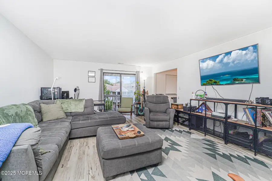 1513 Edison Glen Terrace #1513, Edison, NJ 08837 - Image #2