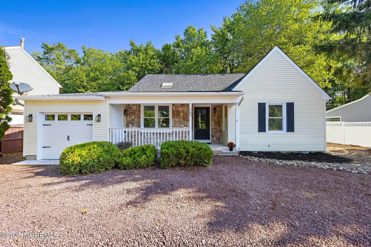 247 Jennings Road, Manahawkin, NJ 08050 - Image #1