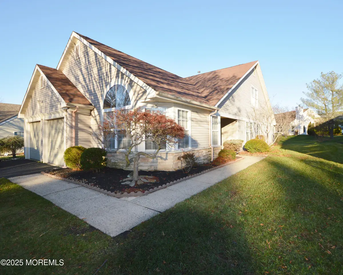 2677 Meadow Lake Drive, Toms River, NJ 08755 - Image #1