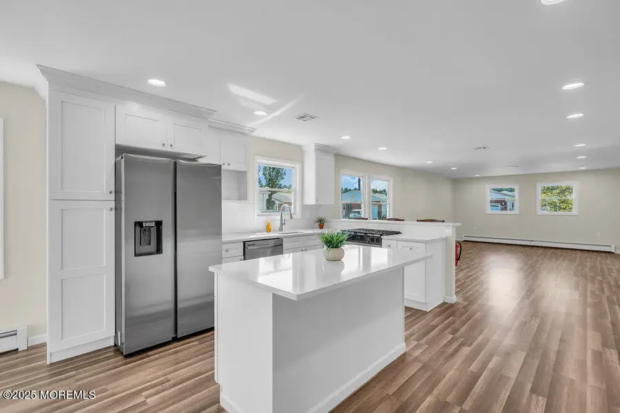 8 Panama Court, Toms River, NJ 08757 - Image #2