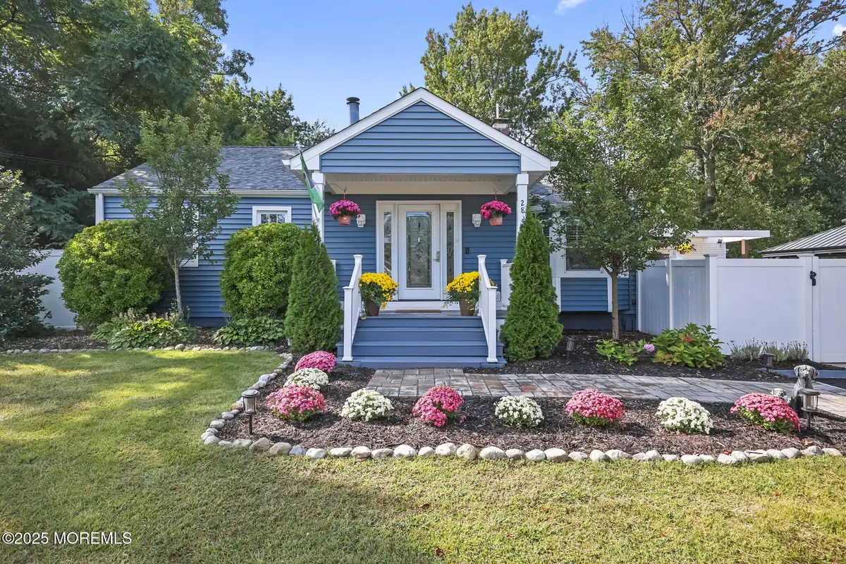 28 Park Avenue, Belford, NJ 07718 - Image #1