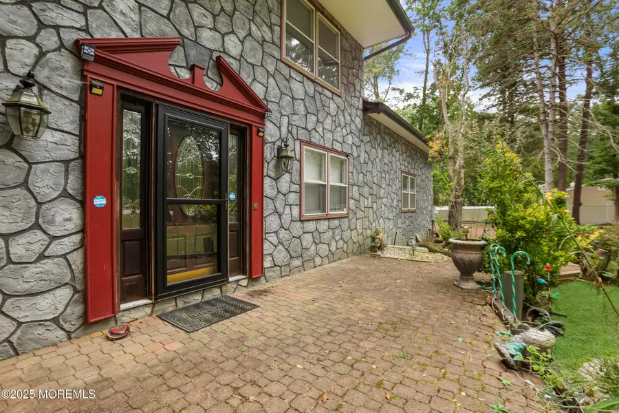 14 Hidden Hollow Court, Jackson, NJ 08527 - Image #3