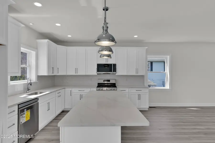 650 Washington Avenue, Union Beach, NJ 07735 - Image #3