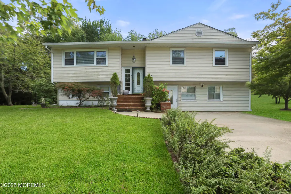 116 Moss Place, Neptune Township, NJ 07753 - Image #1