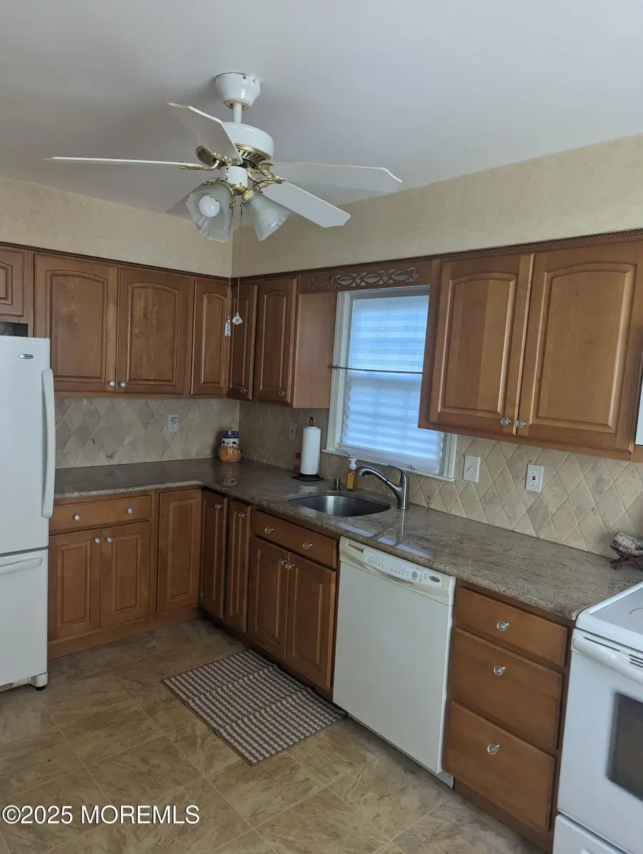 33 Dover Walk #633, Toms River, NJ 08753 - Image #2