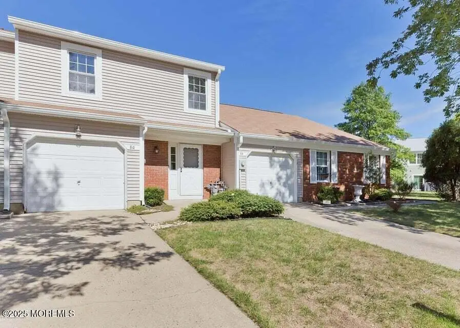 86 Holly Drive, Eatontown, NJ 07724 - Image #1