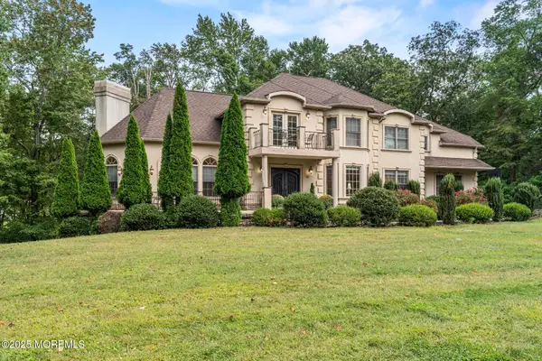 33 Harbor Road, Morganville, NJ 07751