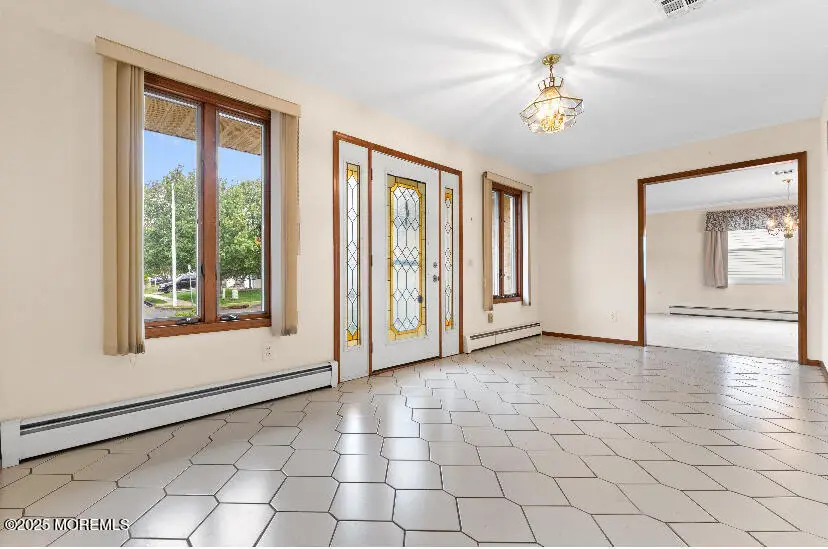 51 Trent Drive, Toms River, NJ 08757 - Image #3