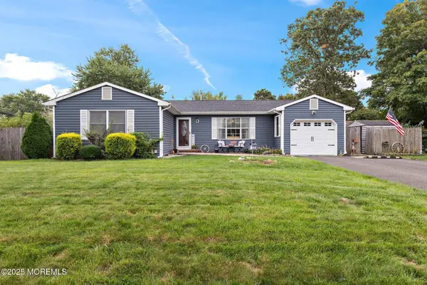 1440 Lawrence Avenue, Toms River, NJ 08757