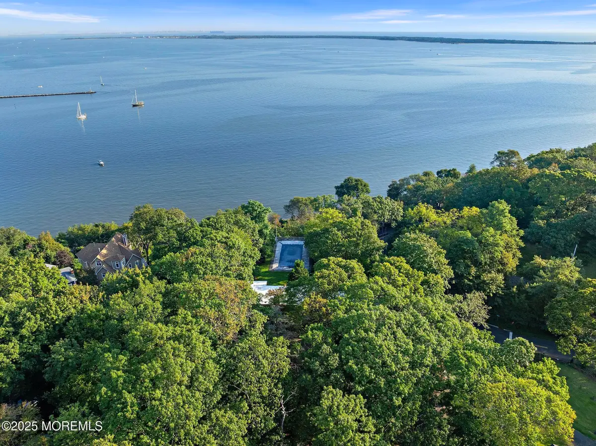 1 Cameron Circle, Atlantic Highlands, NJ 07716 - Image #1