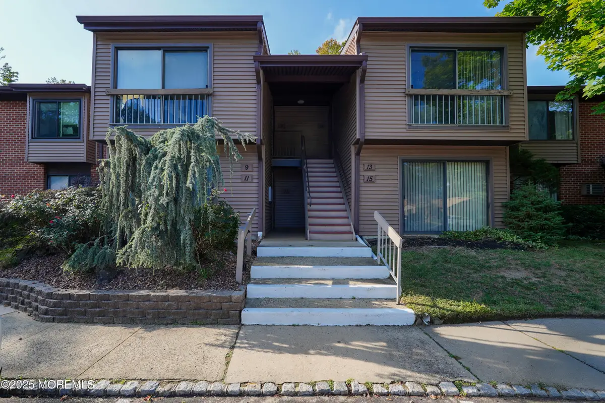 11 Manchester Court, Red Bank, NJ 07701 - Image #1