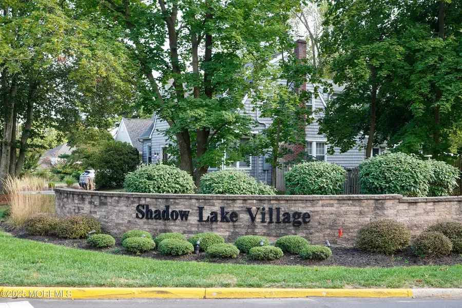 11 Manchester Court, Red Bank, NJ 07701 - Image #2