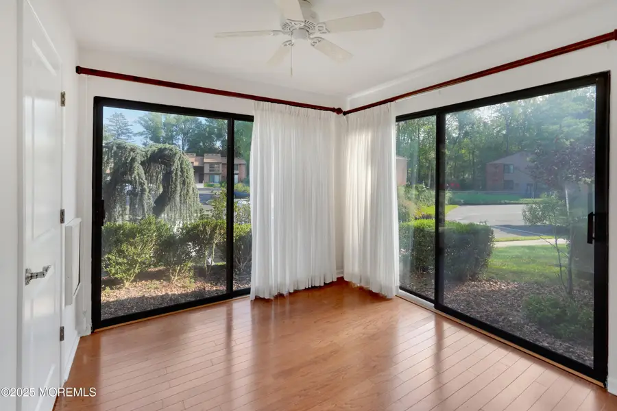 11 Manchester Court, Red Bank, NJ 07701 - Image #3