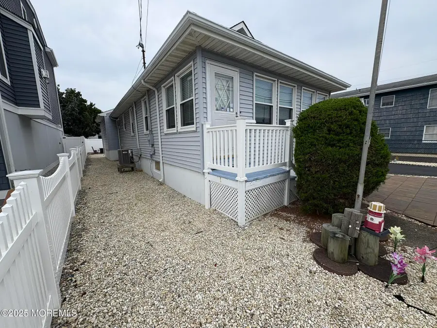 67 Farragut Avenue, Seaside Park, NJ 08752 - Image #3