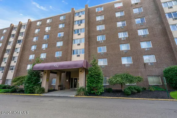 860 Lower Ferry Road #1K, Ewing, NJ 08628