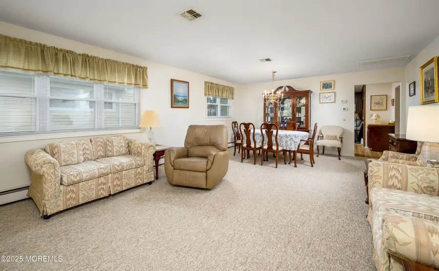 4 Puerto Vallarta Street, Toms River, NJ 08757 - Image #3