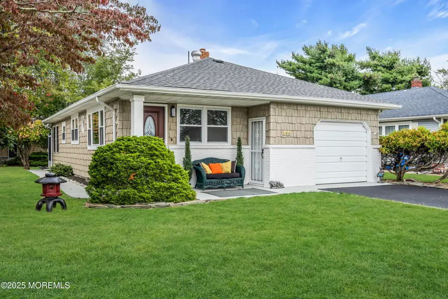 142 Barbuda Street, Toms River, NJ 08757 - Image #3