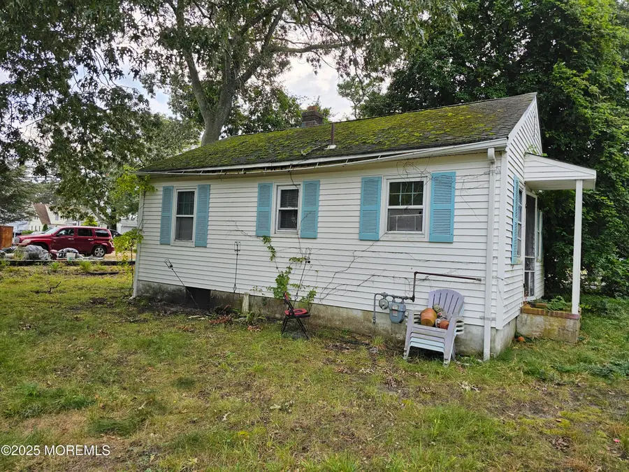 37 Harbor View Lane, Toms River, NJ 08753 - Image #2