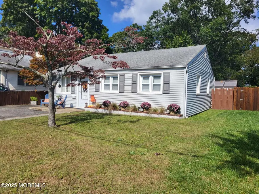 1014 Glenn Street, West Belmar, NJ 07719 - Image #3