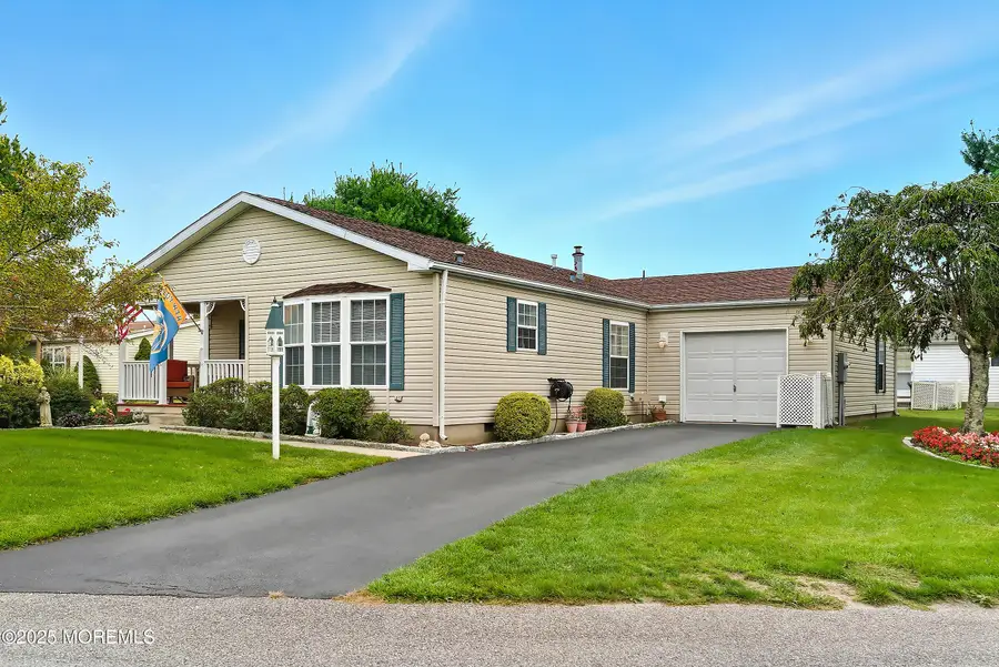 75 Perry Lane, Manahawkin, NJ 08050 - Image #2