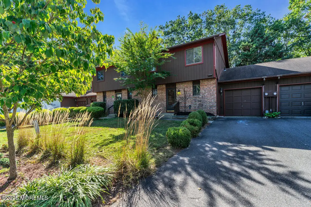 7 Cardinal Lane, Howell, NJ 07731 - Image #1