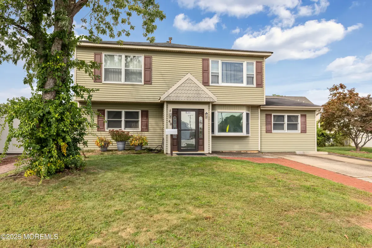 40 Lynn Boulevard, Hazlet, NJ 07730 - Image #1