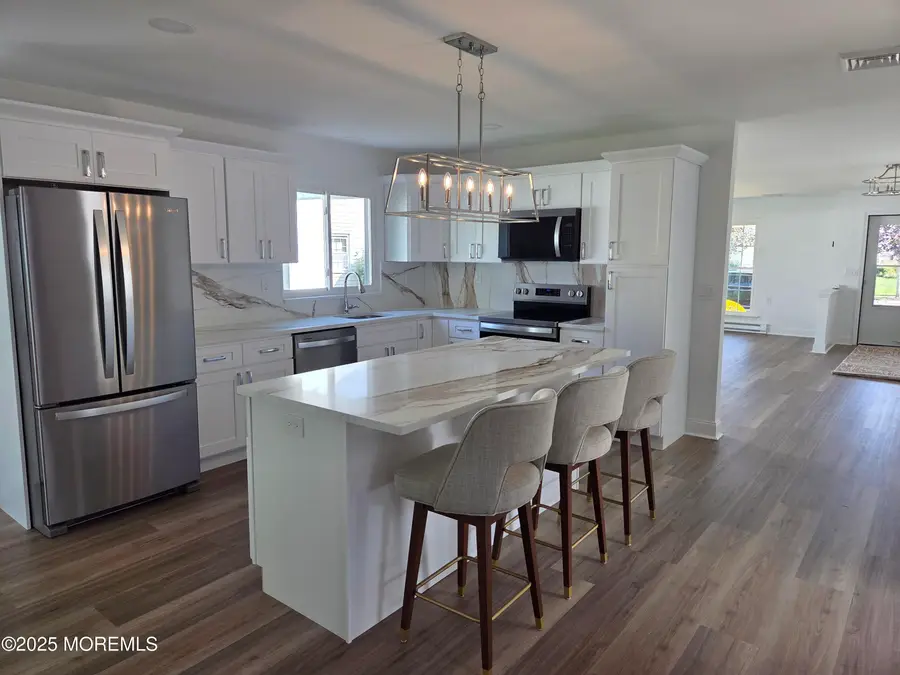 93 Mansfield Avenue, Leisure Knoll, NJ 08759 - Image #2