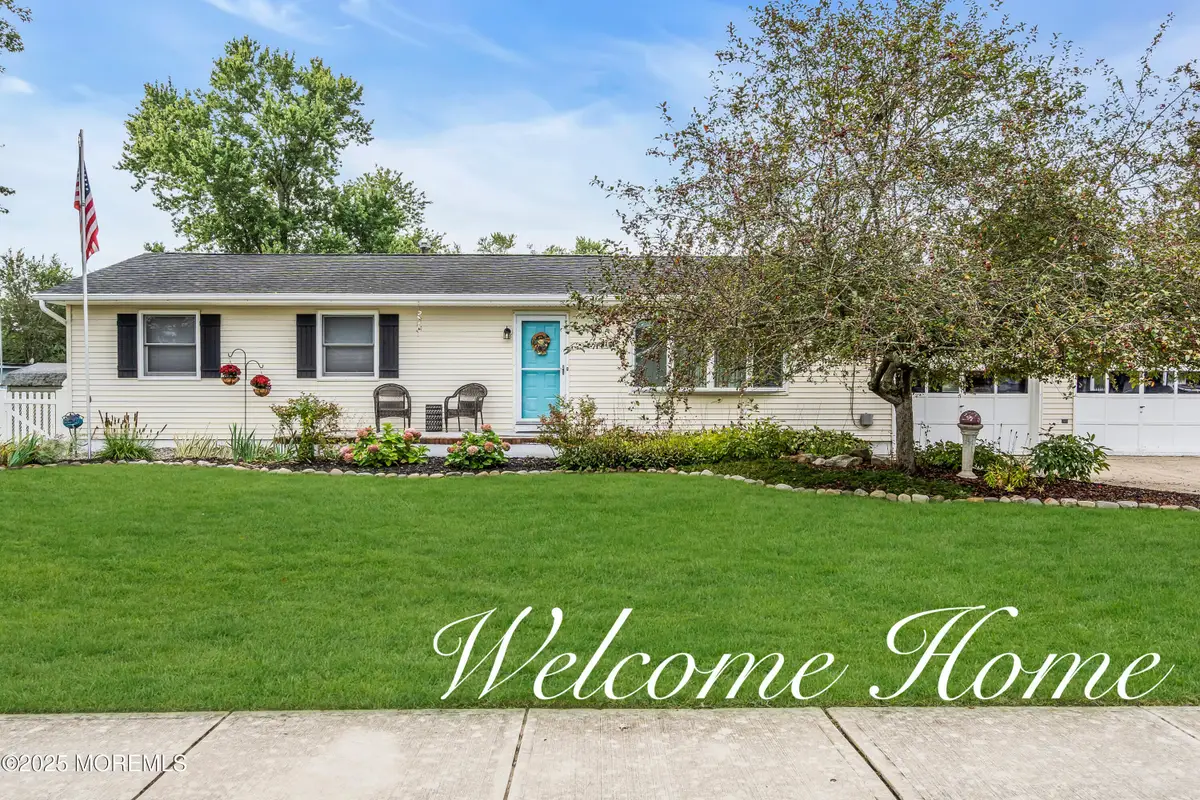 33 Georgian Boulevard, Jackson, NJ 08527 - Image #1