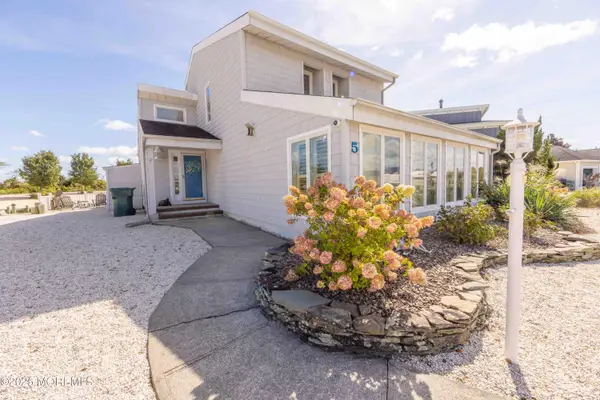 5 Hunter Drive, Little Egg Harbor, NJ 08087