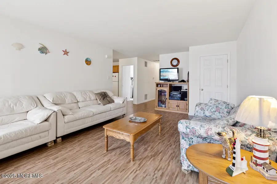 19 Point Road, Toms River, NJ 08753 - Image #3