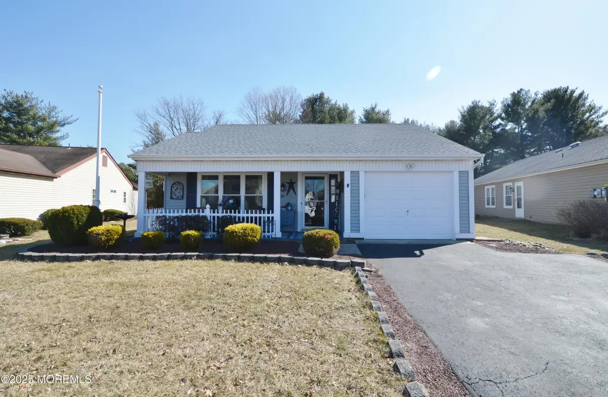29 Saint Paul Place, Leisure Knoll, NJ 08759 - Image #1