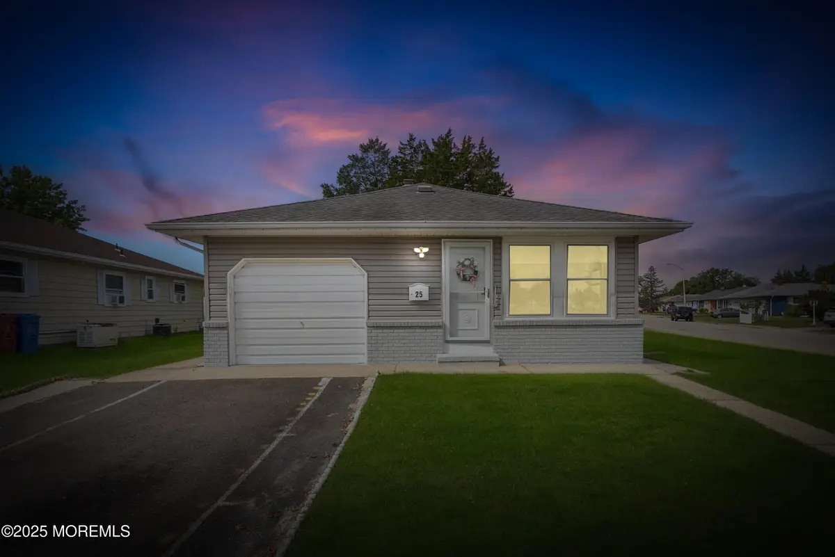 25 Saint Martin Place, Toms River, NJ 08757 - Image #1