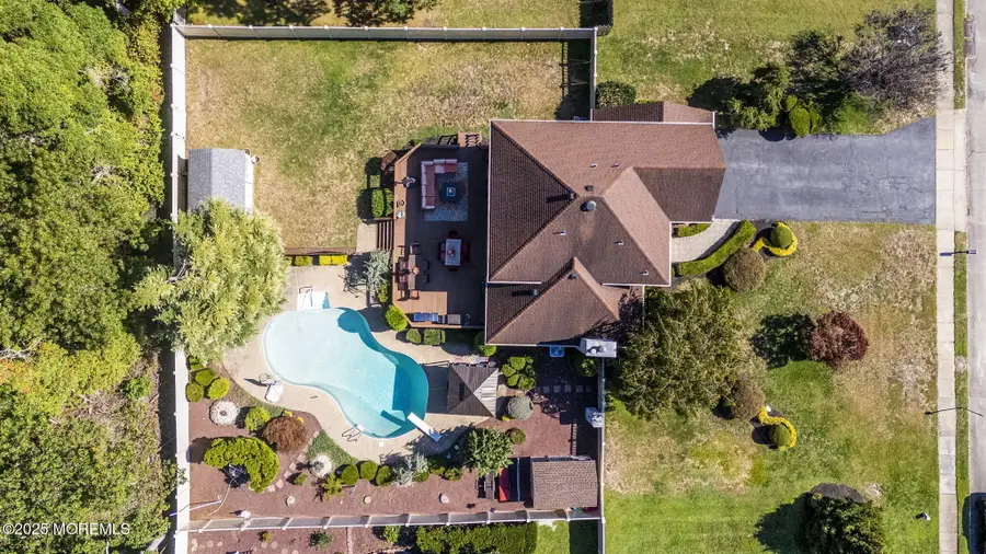 8 Coral Drive, Howell, NJ 07731 - Image #2