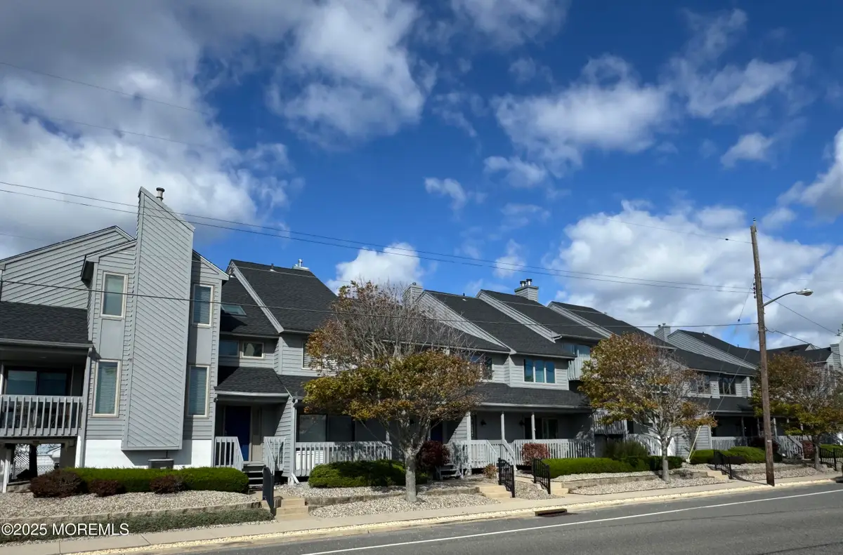 525 Central Avenue, Seaside Park, NJ 08752 - Image #1