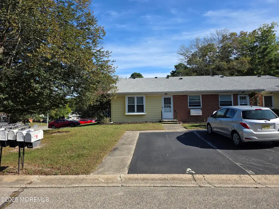 5 Alden Court #A, Whiting, NJ 08759 - Image #2