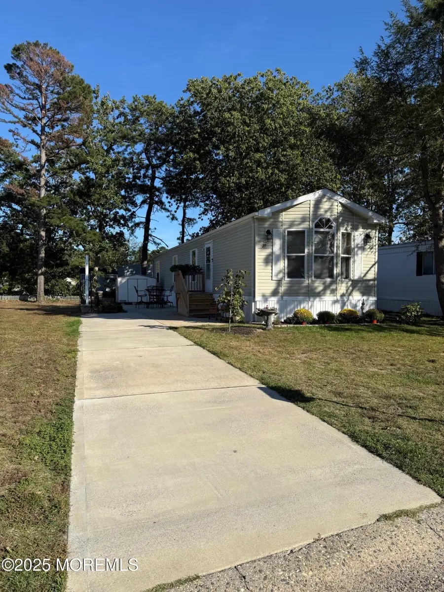 27 Beaver Avenue, Whiting, NJ 08759 - Image #2