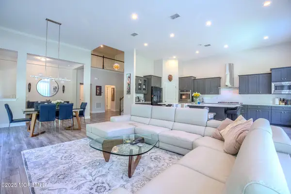 107 Lawley Drive, Lincroft, NJ 07738