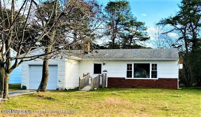 937 Edgebrook Drive, Toms River, NJ 08757 - Image #1