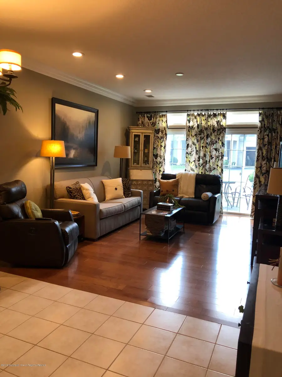 41 Greylawn Drive, Lakewood, NJ 08701 - Image #2