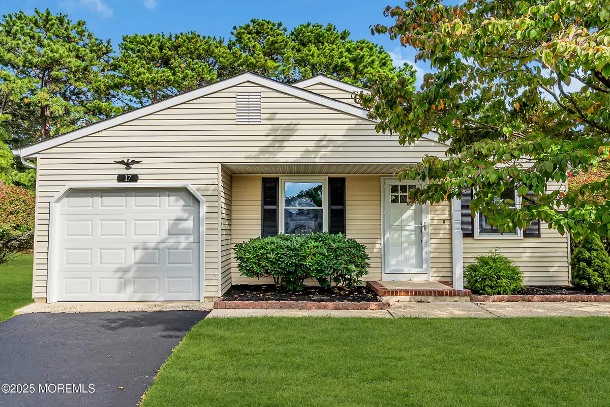 17 Leighton Court, Holiday Heights, NJ 08721 - Image #1