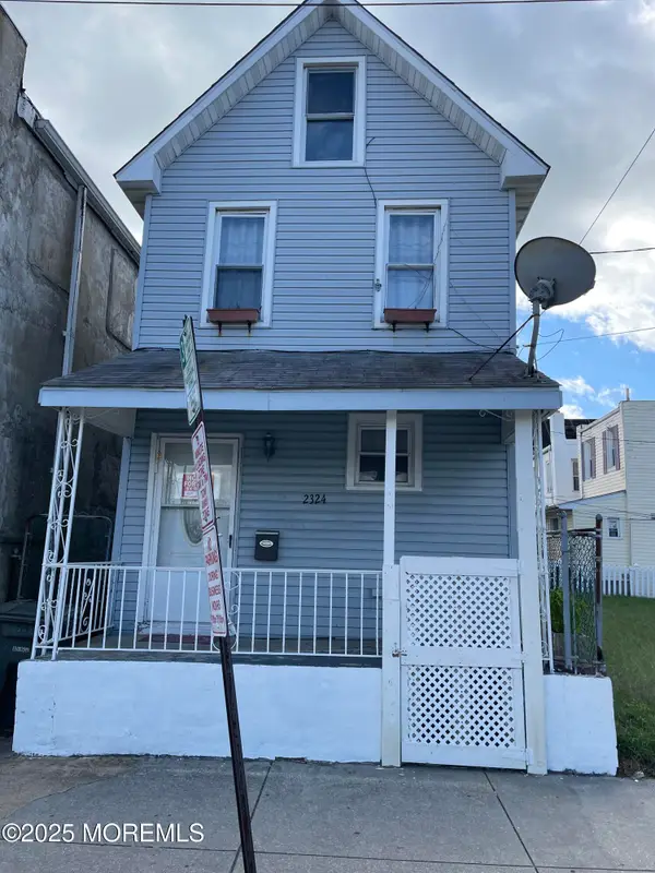 2324 Fairmount Avenue, Atlantic City, NJ 08401