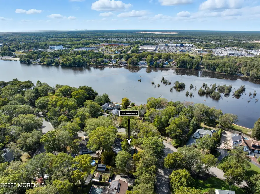118 Lakeshore Drive, Manahawkin, NJ 08050 - Image #3