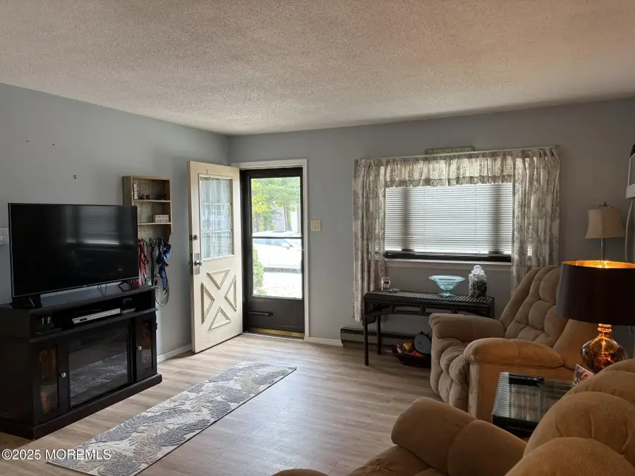 812 Jane Drive, Beach Haven West, NJ 08050 - Image #2