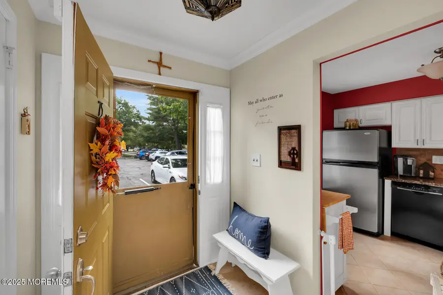 75 Bradford Court, Aberdeen, NJ 07747 - Image #3