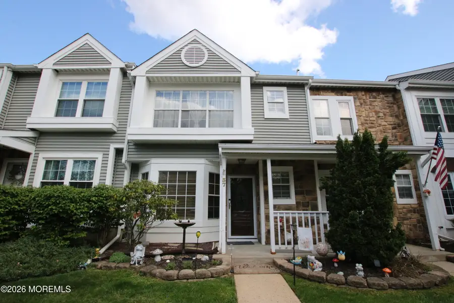 37 Horseshoe Court, Tinton Falls, NJ 07753 - #2