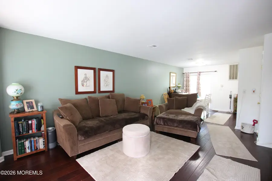 37 Horseshoe Court, Tinton Falls, NJ 07753 - #3